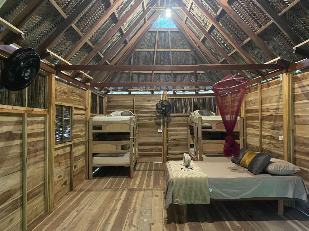 الزينو Teiku Cabanas المظهر الخارجي الصورة